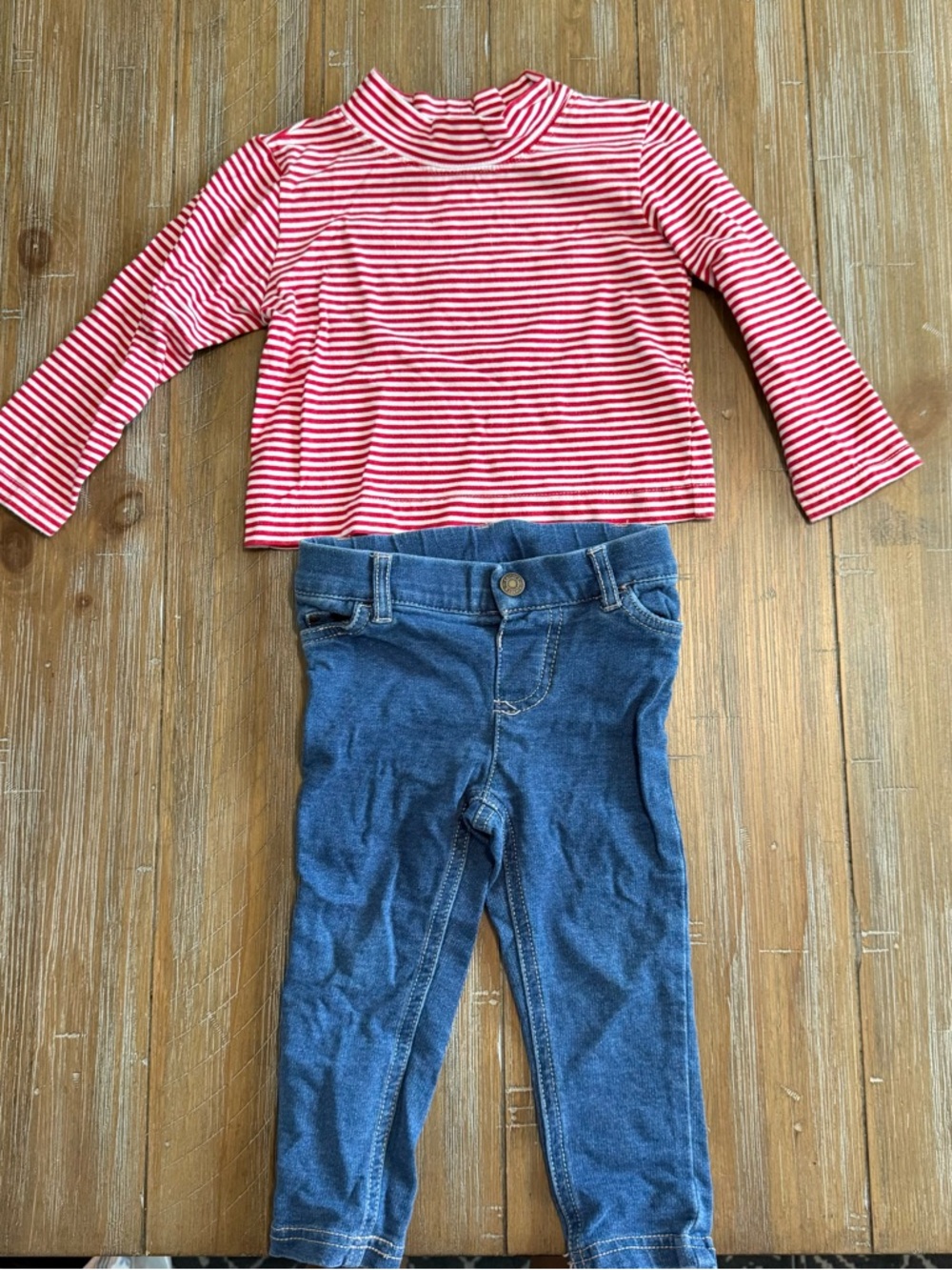 Baby girl shirt and jeans set